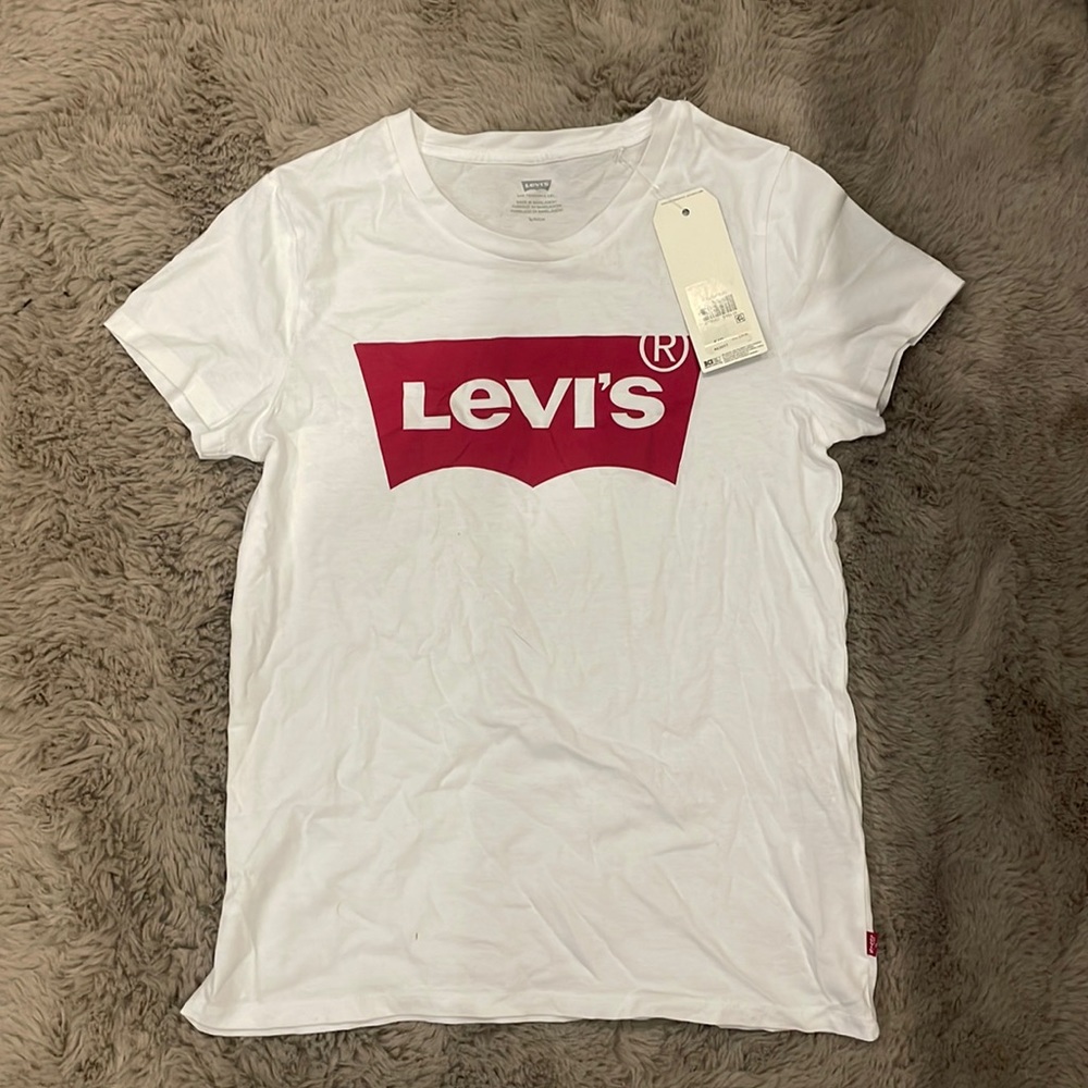 Classic Levi’s tshirt
